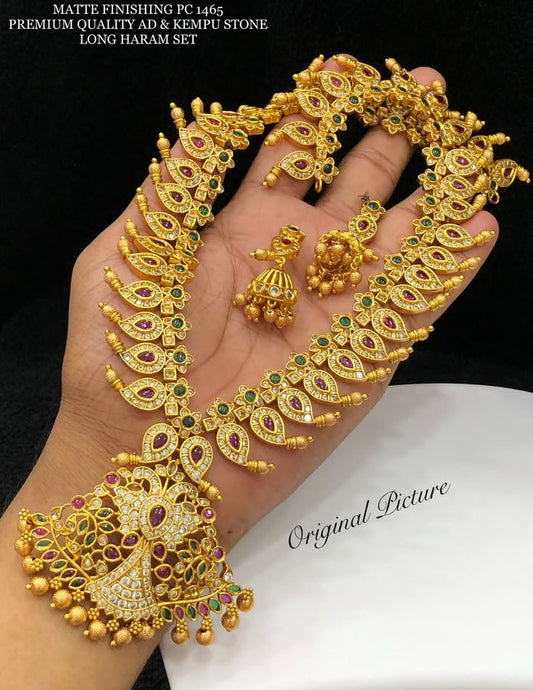 Super Necklace Set With Diamond Gold